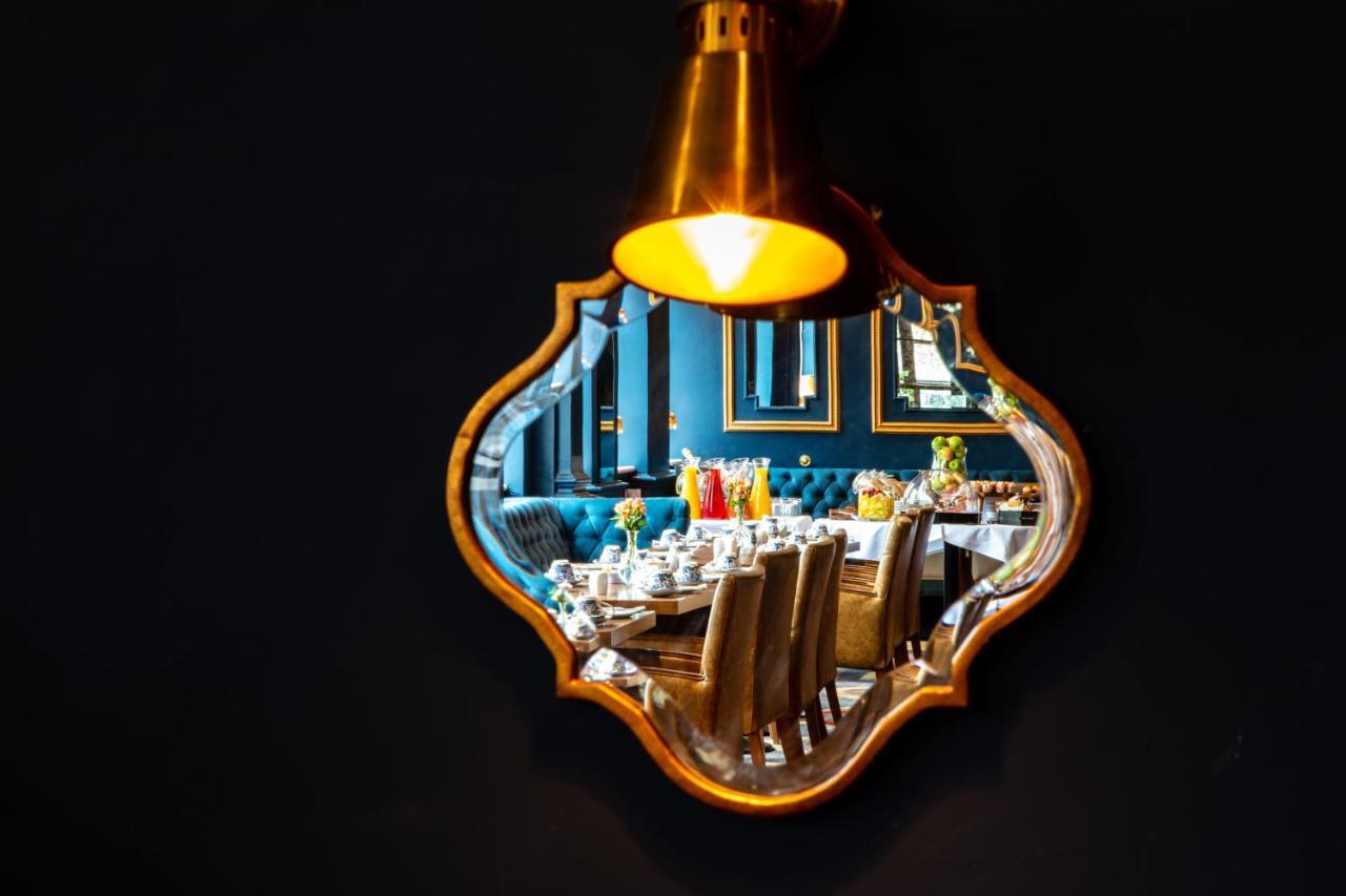 Gleesons Townhouse Booterstown Hotel Дъблин Екстериор снимка