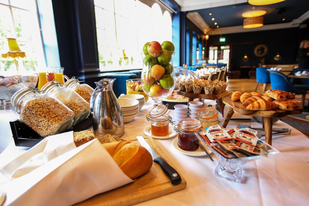 Gleesons Townhouse Booterstown Hotel Дъблин Екстериор снимка